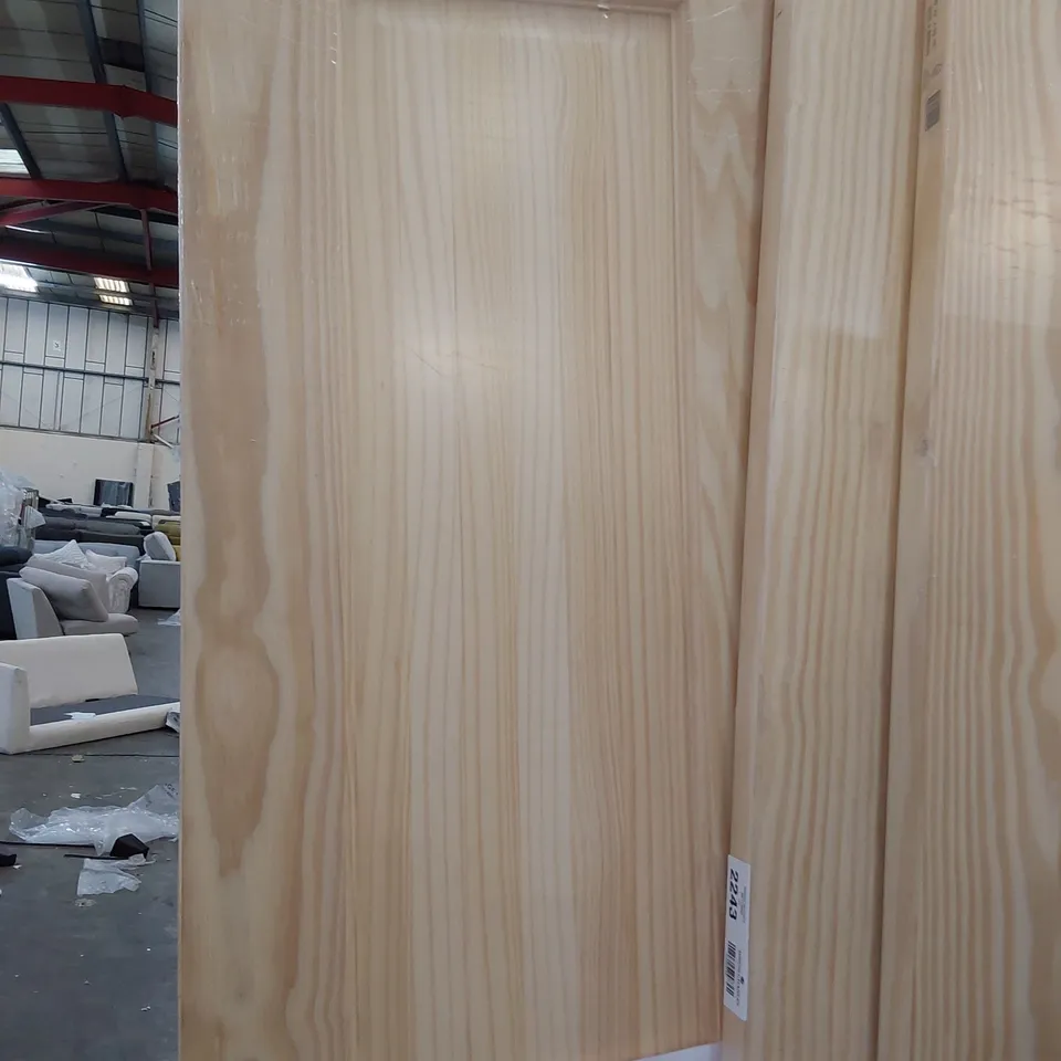 CLEAR PINE FOUR PANEL GLAZED INTERNAL DOOR 2040 × 826mm