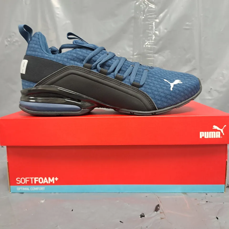 BOXED PAIR OF PUMA SOFTFOAM+ AXELION BLOCK SHOES IN NAVY SIZE UK 8