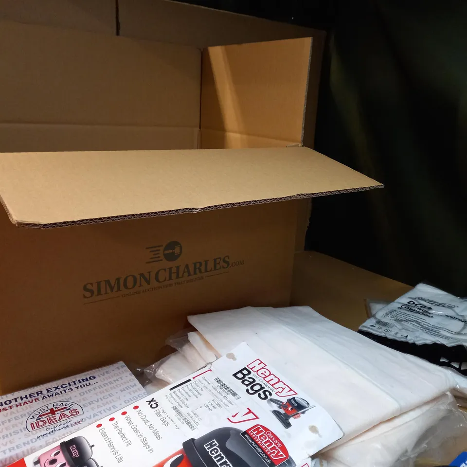 LOT OF APPROX 15 ASSORTED HOUSEHOLD/DIY RELATED ITEMS TO INCLUDE: PACKAGED COVERALLS, PAINTERS TAPE, HENERY HOOVER BAGS