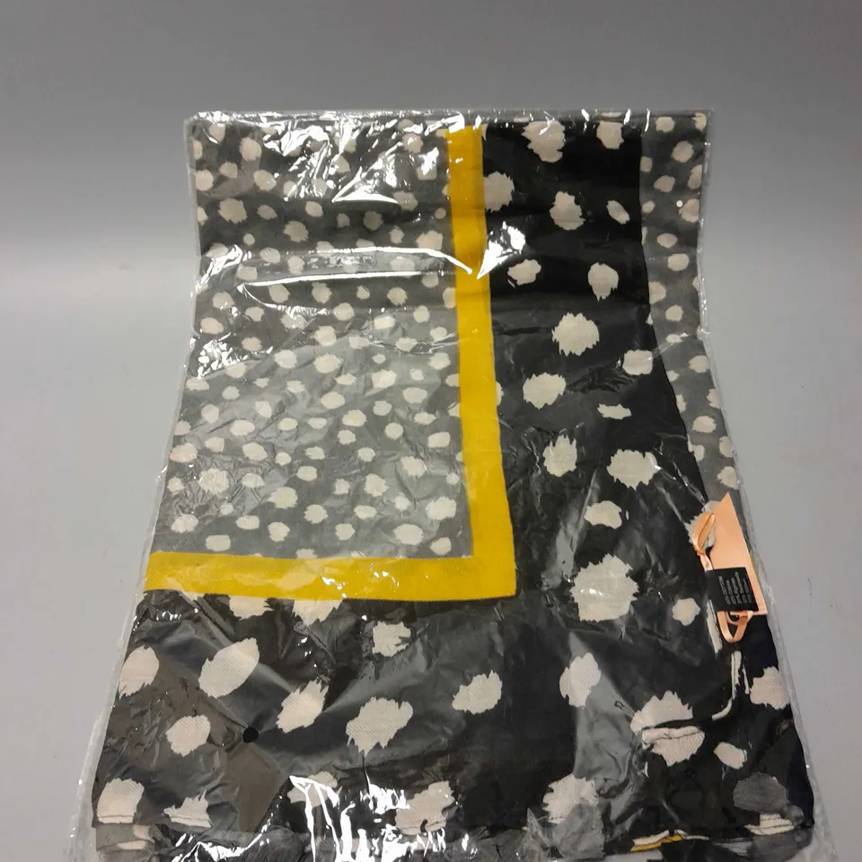 BRAND NEW BROWN PEPPER HANDBAGS BLACK AND GREY WITH WHITE AND YELLOW FEATURES TASSEL SCARF 