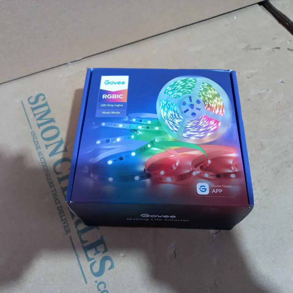 GOVEE RGBIC LED STRIP LIGHTS - MUSIC MODE