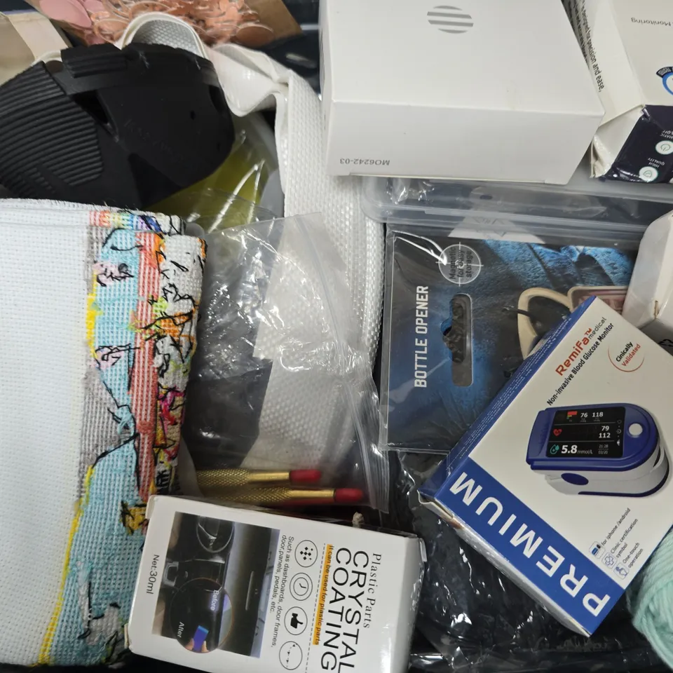 APPROXIMATELY 15 ASSORTED ITEMS TO INCLUDE - SEALABAG , CRYSTAL COATING , GLYCENX PRECISION MONITORING DEVICE ETC