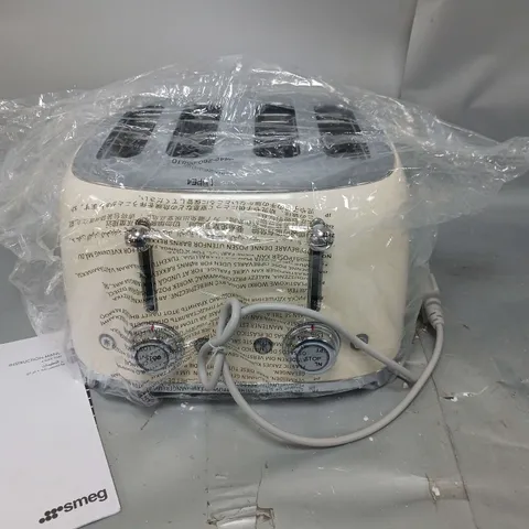 SMEG CREAM 50'S 4 BY 4 SLICE TOASTER