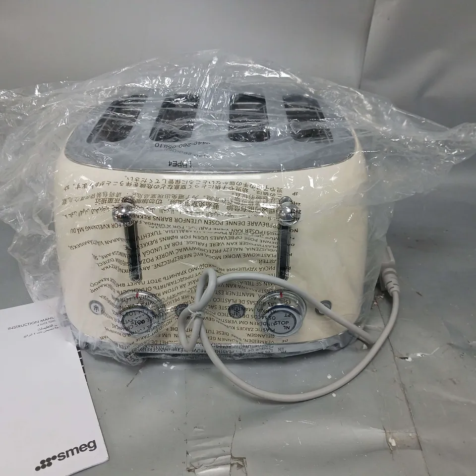 SMEG CREAM 50'S 4 BY 4 SLICE TOASTER RRP £189
