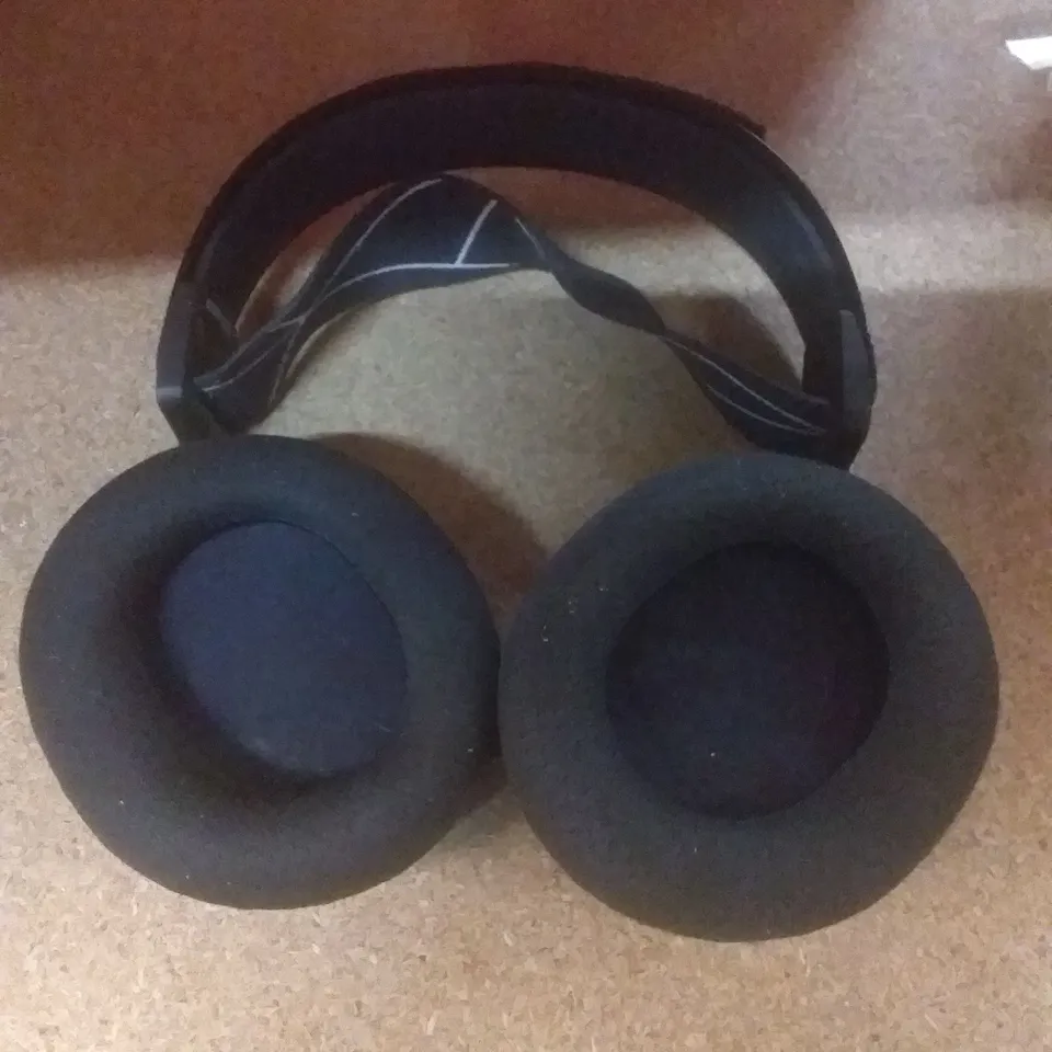 STEEL SERIES ARCTIS 9 WIRELESS GAMING HEADSET
