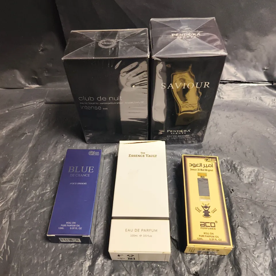 APPROXIMATELY 6 ASSORTED BOXED FRAGRANCES TO INCLUDE - THE ESSENCE VAULT - PENDORA SCENTS - CLUB DE NUIT, ETC.