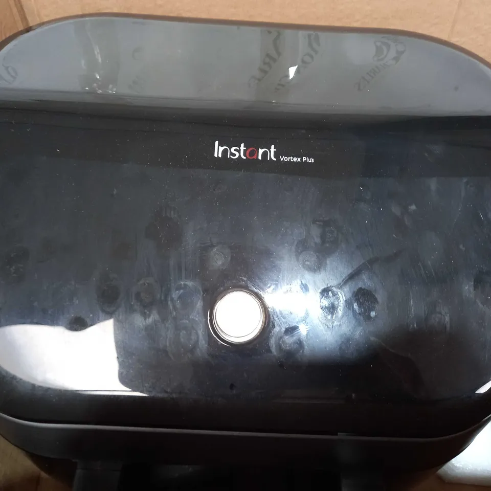 INSTANT VORTEX PLUS DUAL BASKET AIR FRYER