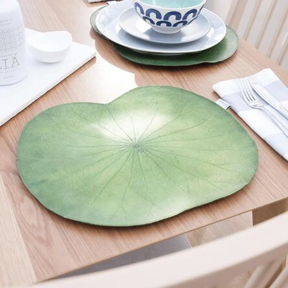 BAGGED NATURAL LOTUS LEAF 4 PIECE PLACEMAT