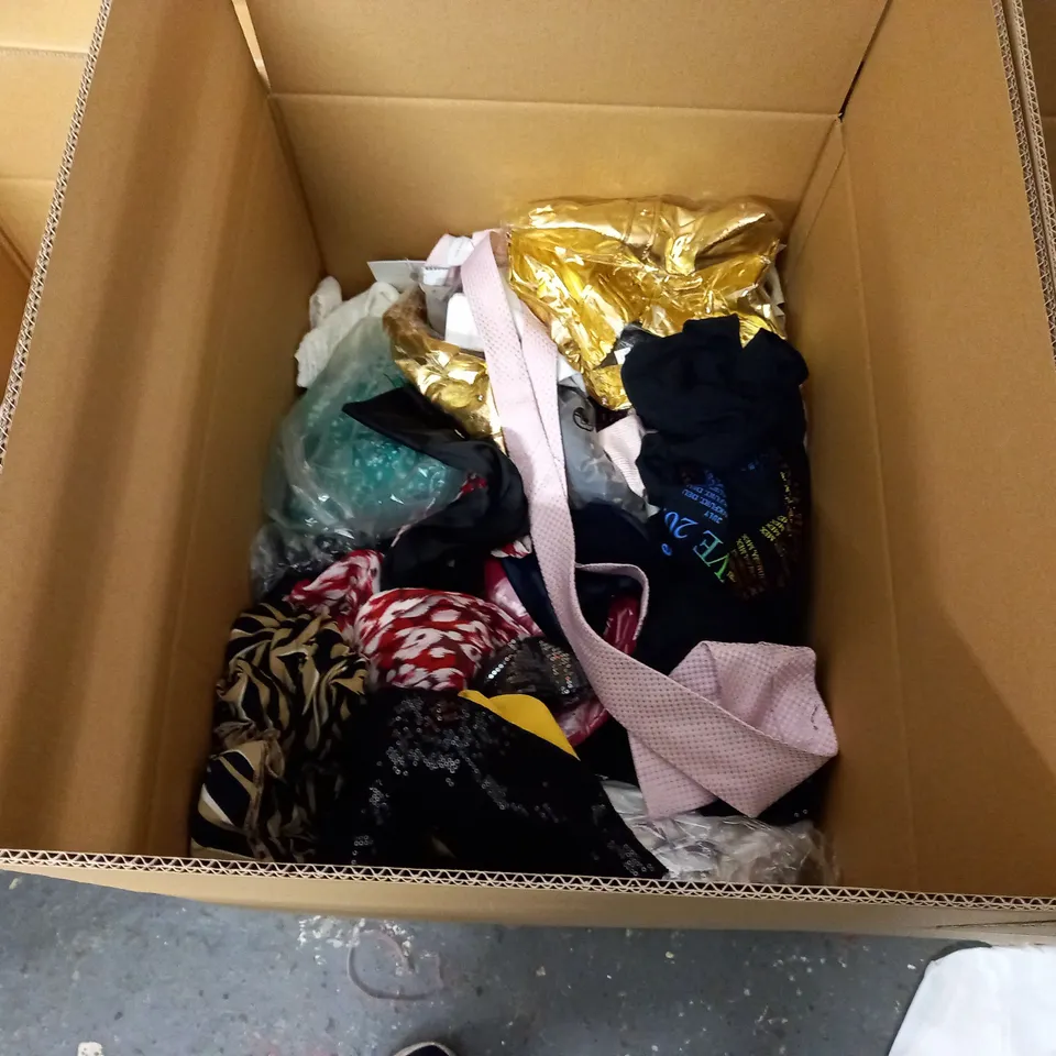 BOX OF APPROXIMATELY 25 ASSORTED CLOTHING ITEMS TO INCLUDE A CHEQUARED SHIRT, A SHEIN DRESS AND A BLACK HOODIE