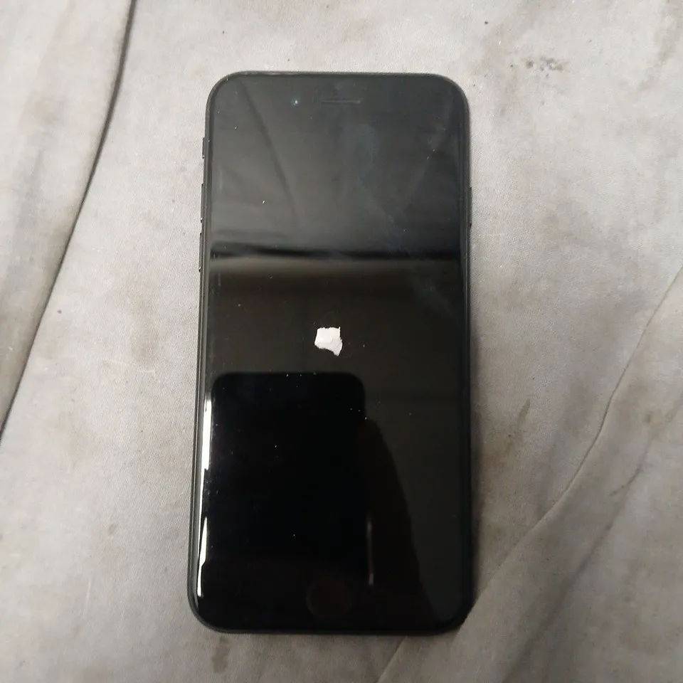 APPLE IPHONE IN BLACK (MODEL UNSPECIFIED)