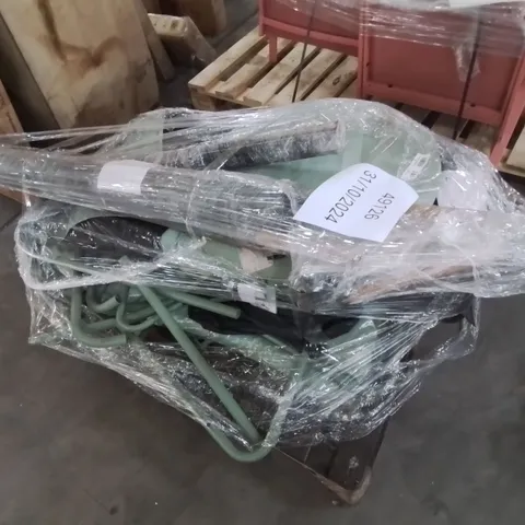 PALLET OF ASSORTED GARDEN FURNITURE PARTS