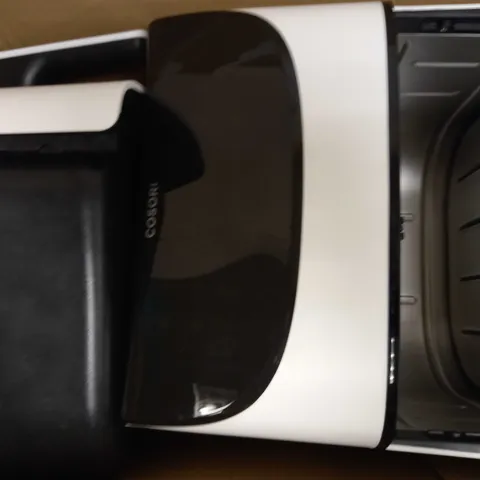 COSORI AIR FRYER MAX XL DIGITAL TOUCHSCREEN AIR FRYER OVEN - WHITE