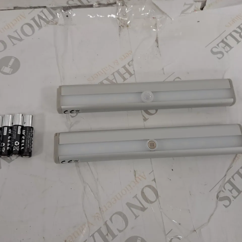 PAIR OF ADHESIVE LIGHT BARS 