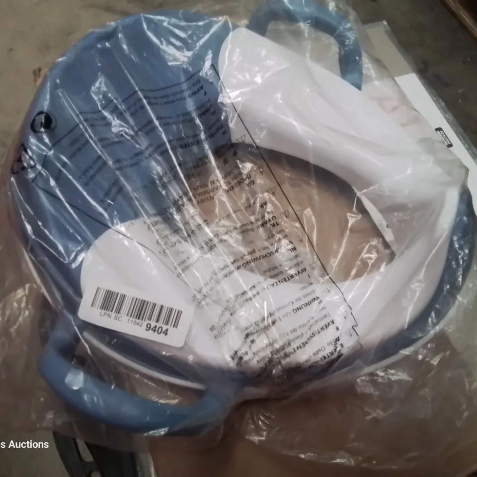 PALLET OF ASSORTED ITEMS INCLUDING, A1 PROJECT BAGS, BLADELESS AIR PURIFIER & HEATER FAN, G-FAVOUR BACK PACS, CHILD TOILET SEAT, TOILET STOOL, ROLLER BLINDS.