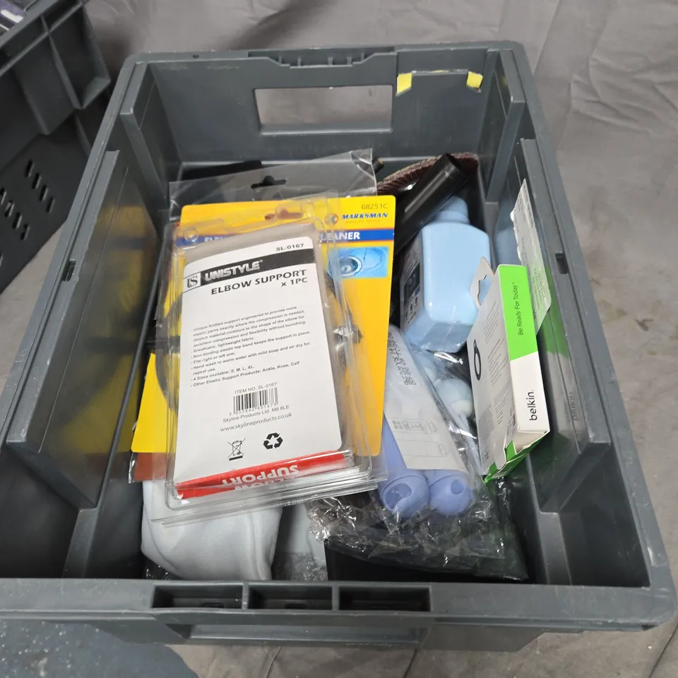 APPROXIMATELY 12 ASSORTED HOUSEHOLD ITEMS TO INCLUDE FLEXIBLE STEEL DRAIN CLEANER, ELBOW SUPPORT, PIPE DREDGING AGENT, BELKIN SECURE HOLDER ETC