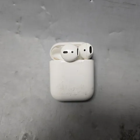 APPLE AIRPOD WITH CHARGING CASE - A1602