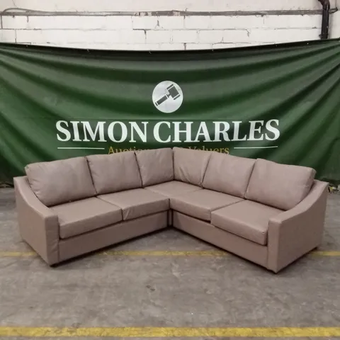 WILLOW AND HALL FYFIELD CORNER SOFA