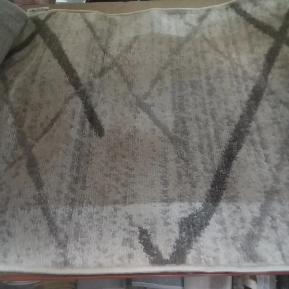 GREY SMOKY SHAG RUG 2'5"X9'6"