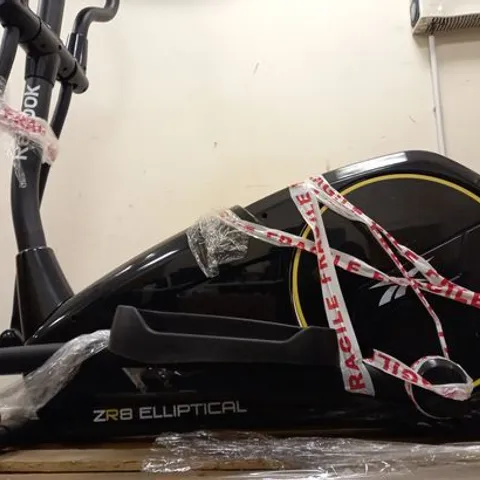 REEBOK CROSS TRAINER ZR8