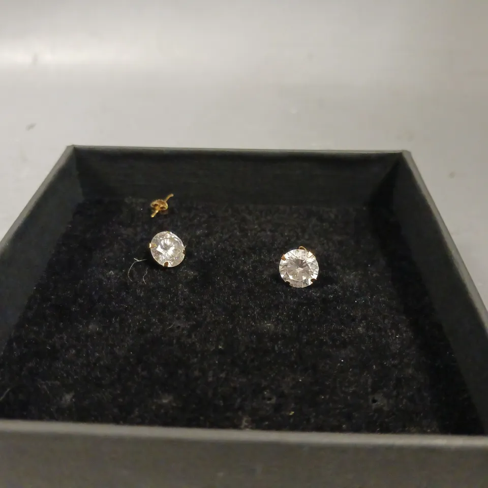 LOVE GOLD 9CT YELLOW GOLD 8MM CUBIC ZIRCONIA STUD EARRINGS