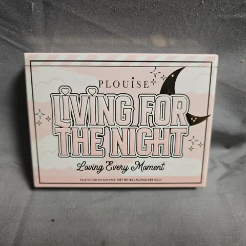 P LOUISE LIVING FOR THE NIGHT PALETTE – LOVING EVERY MOMENT