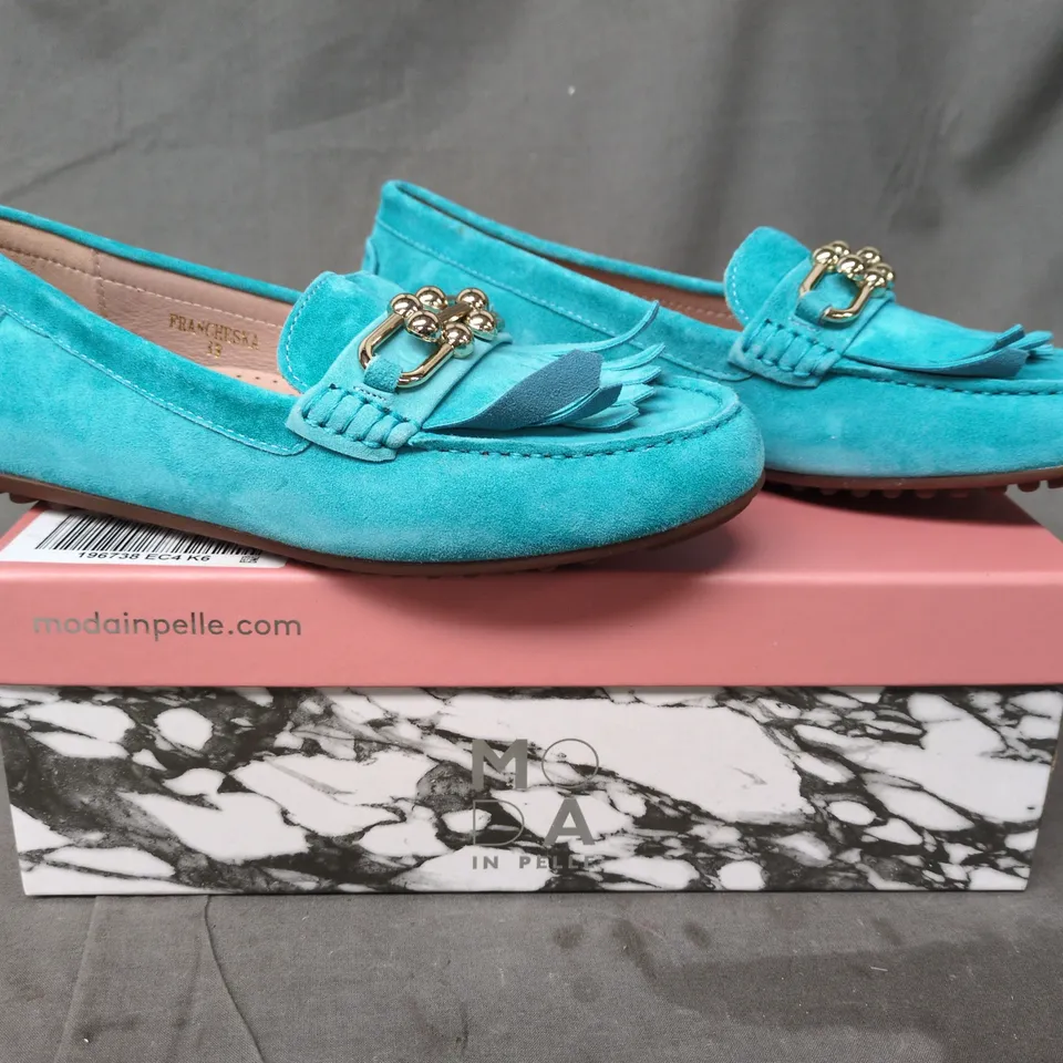 MODA IN PELLE FRANCHESKA LOAFER IN BLUE - SIZE 6