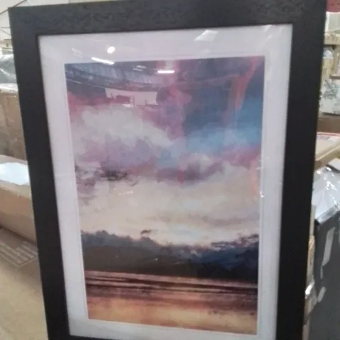 FRAMED WALL ART