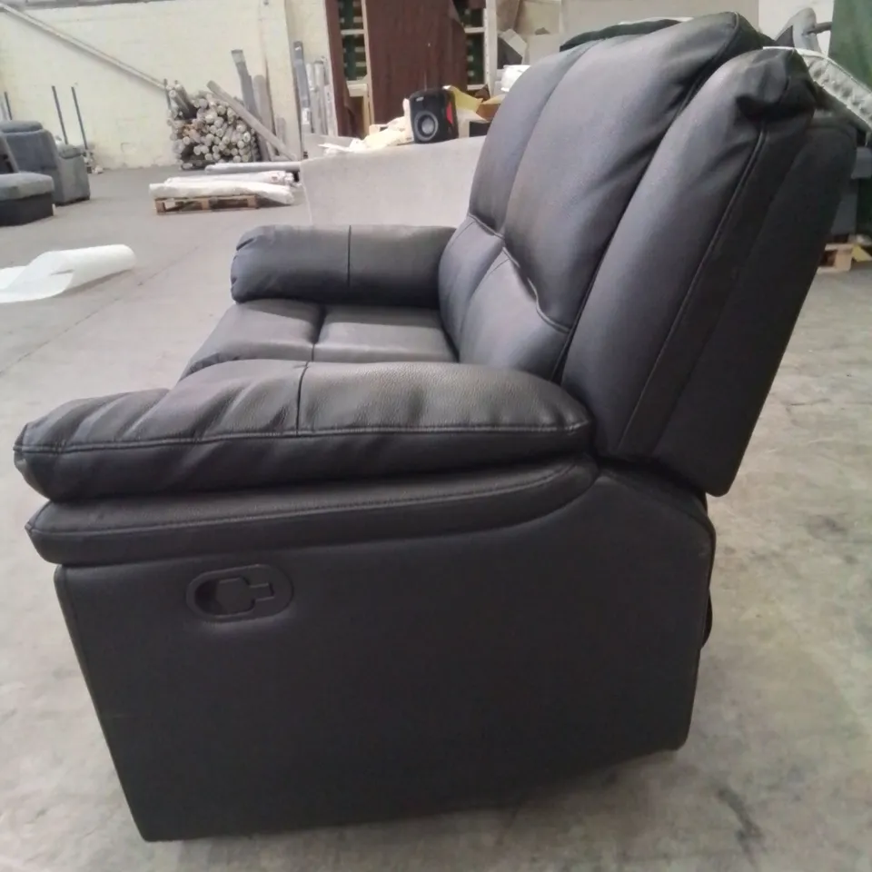 QUALITY DESIGNER 2 SEATER BLACK FAUX LEATHER UPHOLSTERED RECLINER SOFA 