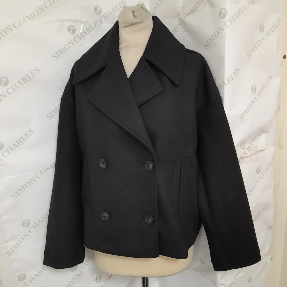 STRADIVARIUS LAPEL JACKET IN BLACK SIZE S
