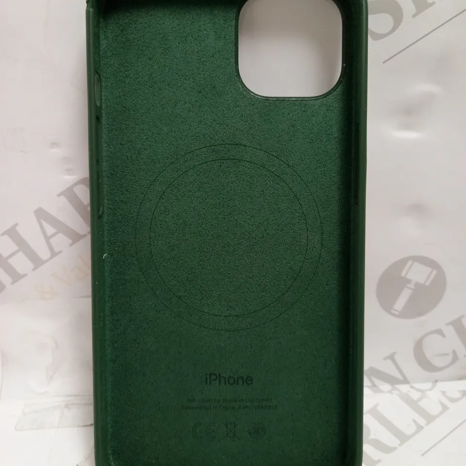 APPLE IPHONE 13 SILICONE CASE WITH MAGSAFE