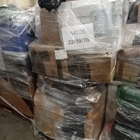 PALLET OF ASSORTED E-COMMERCE GOODS AND PRODUCTS TO INCLUDE; SUITCASES/CABIN BAGS, WRAPPING PAPER, COOLING FANS ETC