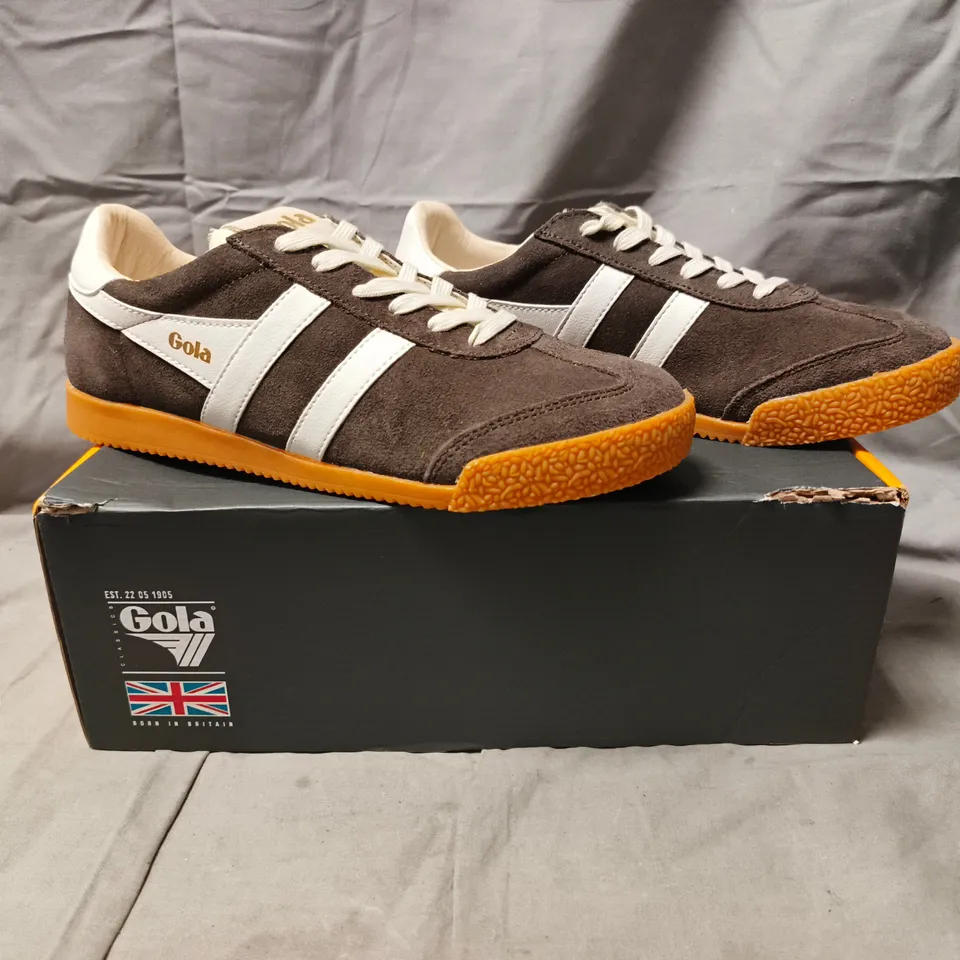 BOXED PAIR OF GOLA WOMEN'S ELAN TRAINERS IN MOCHA/WHITE SIZE UK 6