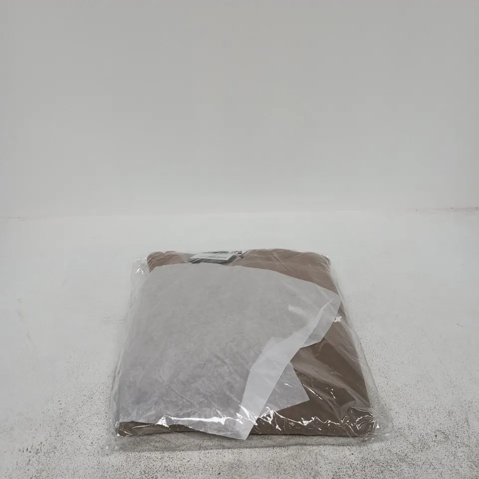 WHITE FOX OFFSTAGE HOODIE FAWN MEDIUM/LARGE