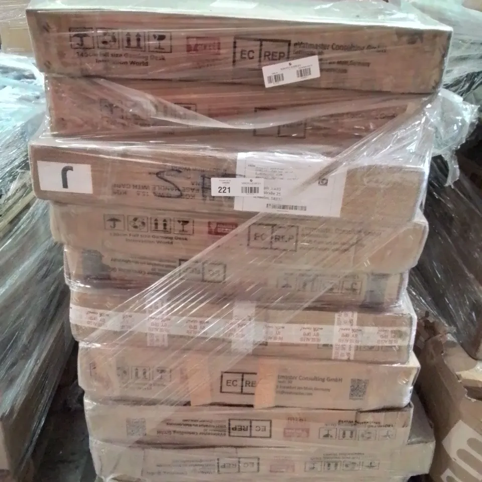 PALLET CONTAINING LARGE QUANTITY OF GAMING DESKS