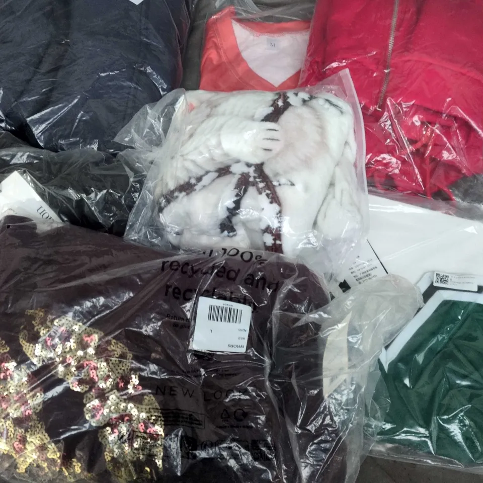 APPROXIMATELY 35 ASSORTED CLOTHING ITEMS IN VARIOUS SIZES, STYLES & COLOURS TO INCLUDE BRANDS SUCH AS NEW LOOK, VERY, ETC - COLLECTION ONLY