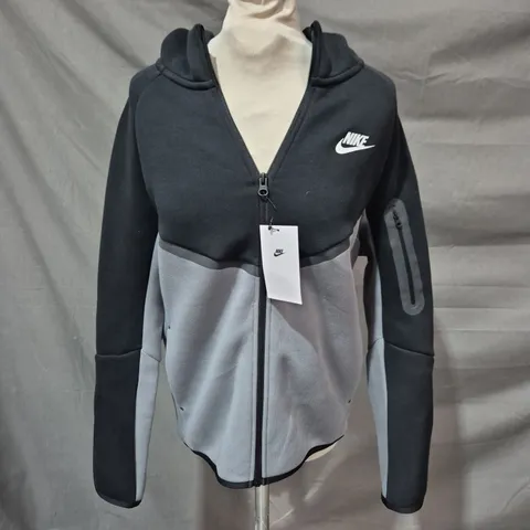 NIKE KIDS TECH FLEECE HOODIE – BLACK/GREY, XL
