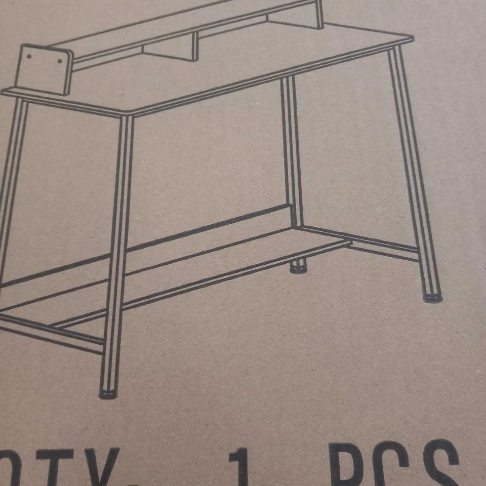 PALLET OF APPROXIMATELY 25 GAMING TABLES