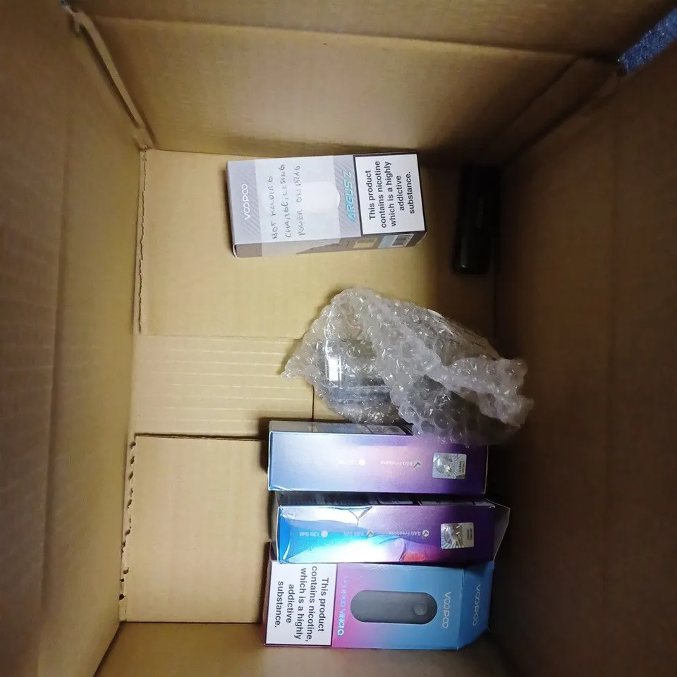 BOX OF APPROX 10 ITEMS TO INCLUDE VAPORESSO XROS 3, OXVA XLIM SE, VOOPOO ARGUS Z.