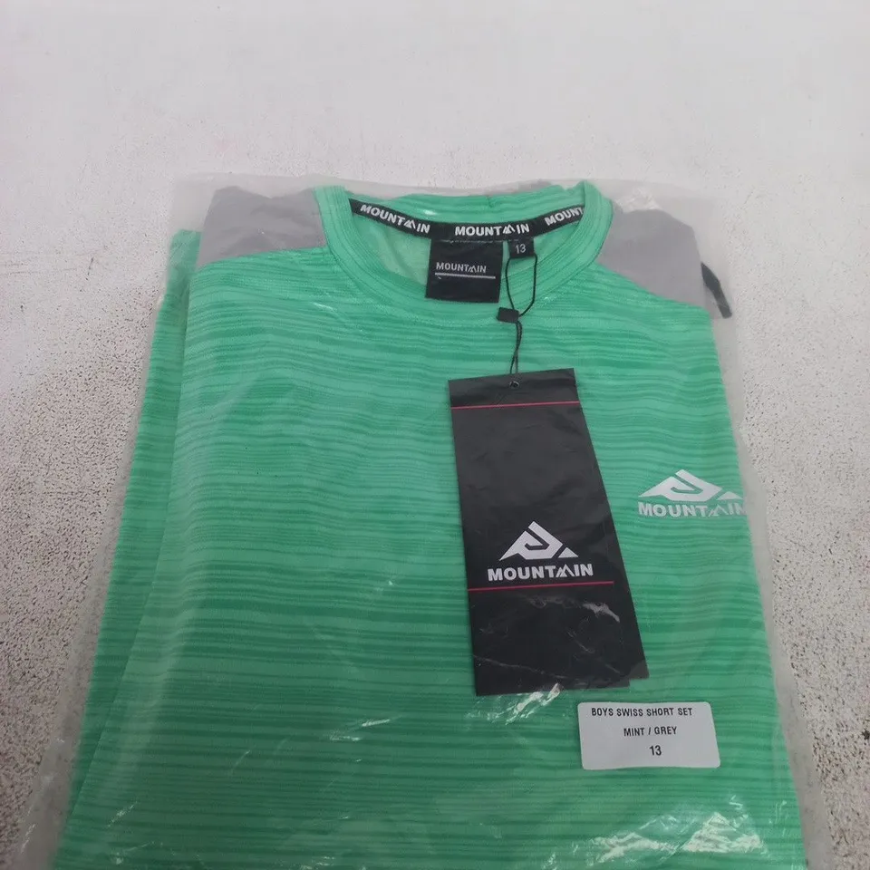 MOUNTAIN BOYS' SWISS SHORT SET – MINT/GREY, UK SIZE 13