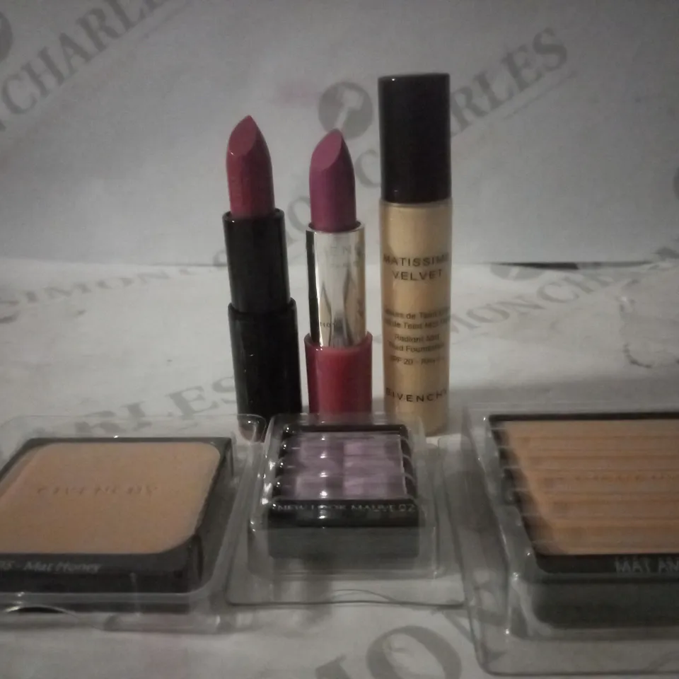 BOX OF APPROX 10 ASSORTED GIVENCHY TESTER PRODUCTS TO INCLUDE LIPSTICK #PARADISE PINK, LIPSTICK #ROSE NOCTURNE, EYESHADOW #NEW LOOK MAUVE, ETC 