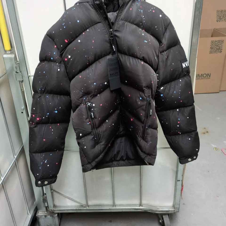 NVLTY PUFFER JACKET – BLACK PAINT-SPLATTER, SIZE S