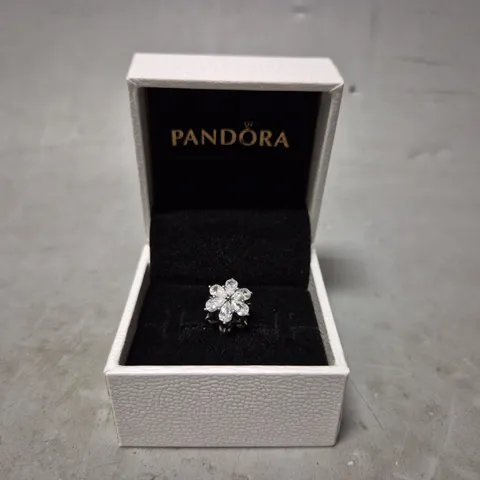 BOXED PANDORA WHITE FLOWER BRACELET CHARM 
