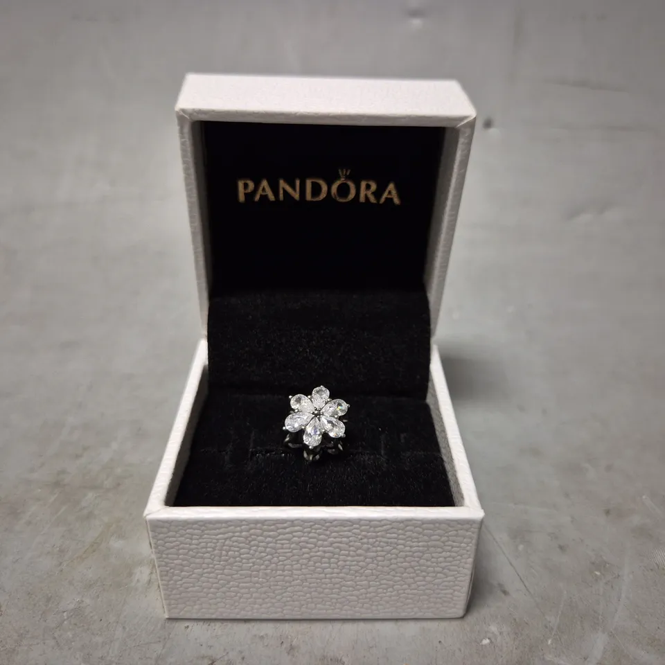 BOXED PANDORA WHITE FLOWER BRACELET CHARM 