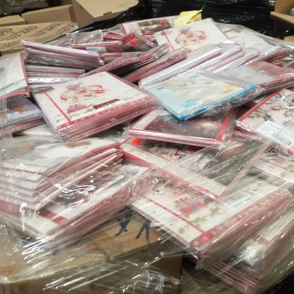 PALLET CONTAINING LARGE QUANTITY OF ASSORTED GREETINGS CARDS