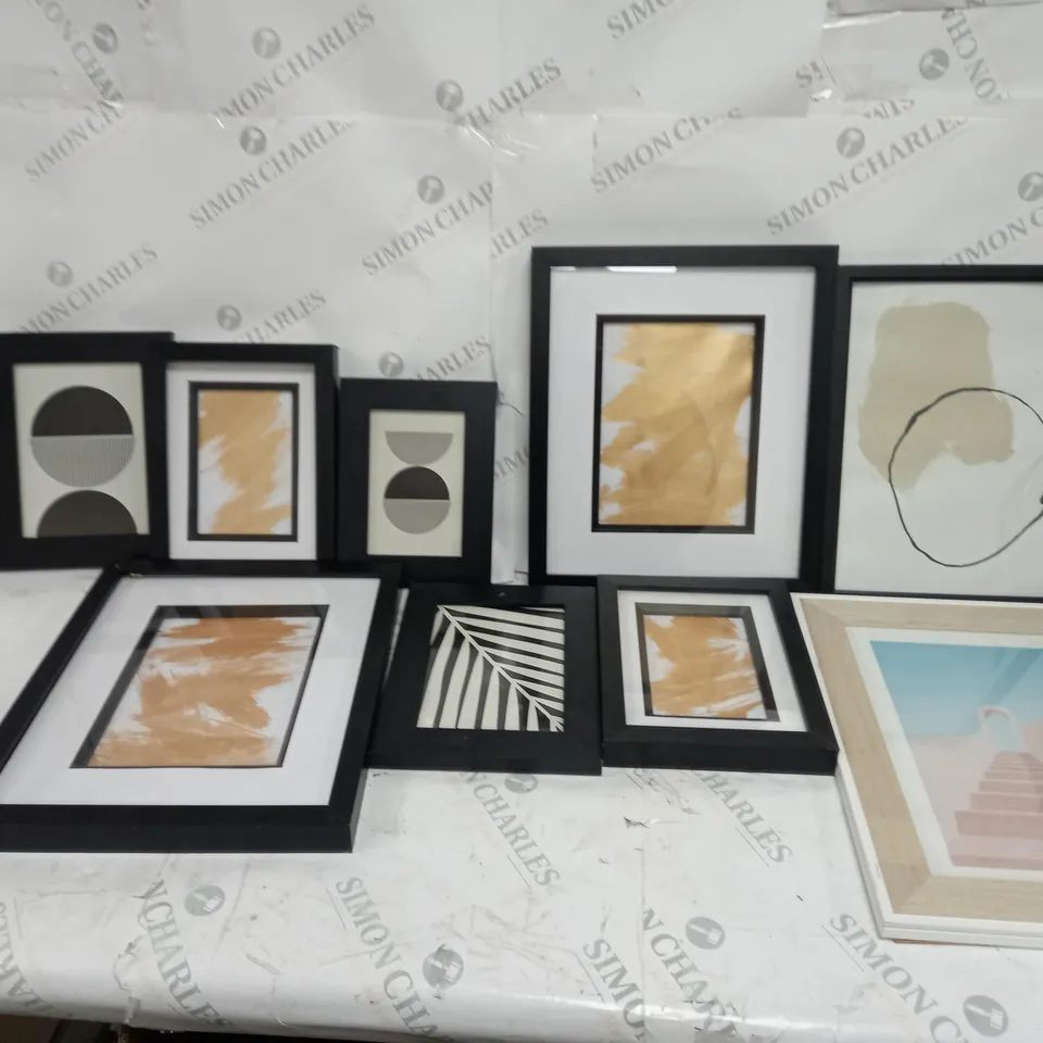 APPROXIMATELY 9 ART FRAMES WITH PLACEHOLDER ART