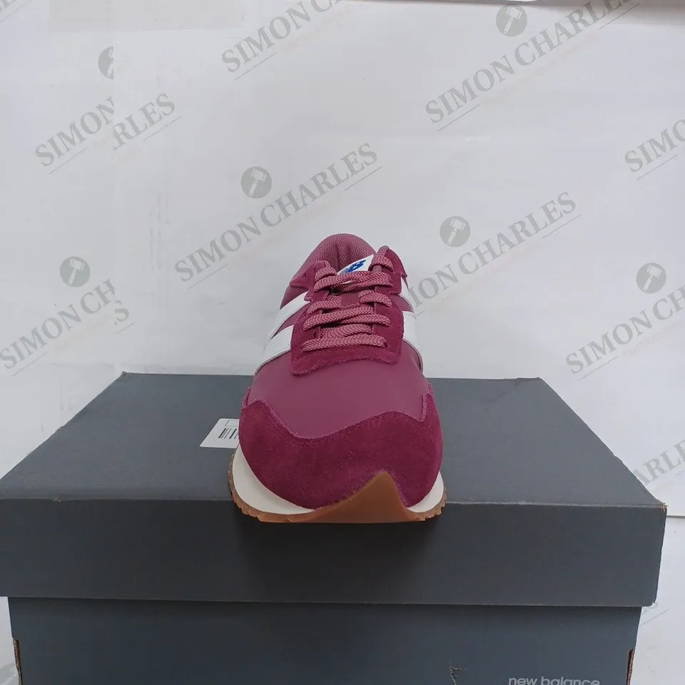 BOXED NEW BALANCE 237 TRAINERS IN PURPLE - UK 9 1/2