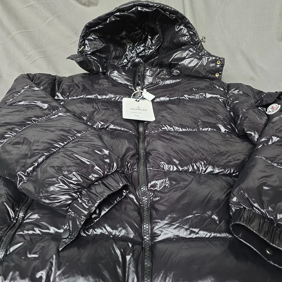 MONCLER FULL ZIP PADDED COAT - SIZE XL
