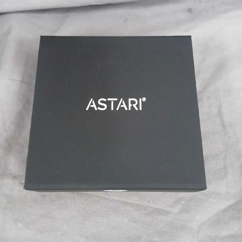 ASTARI WEARABLE RING IN PRESENTATION BOX