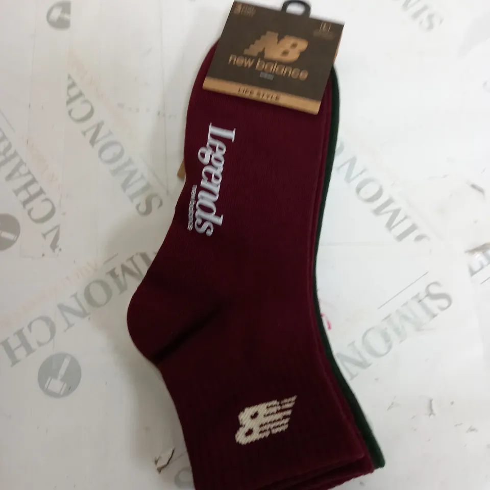 NEW BALANCE LEGENDS 3 PAIR OF SOCKS - LARGE