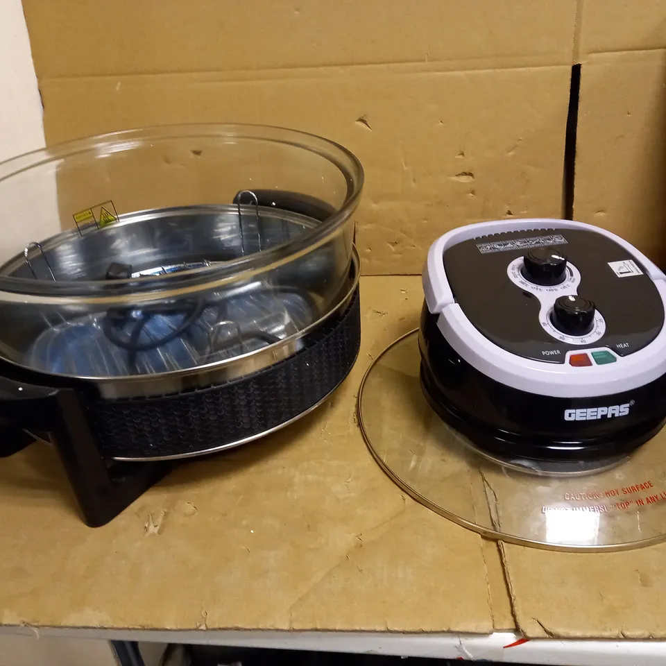 GEEPAS 1400W TURBO HALOGEN OVEN